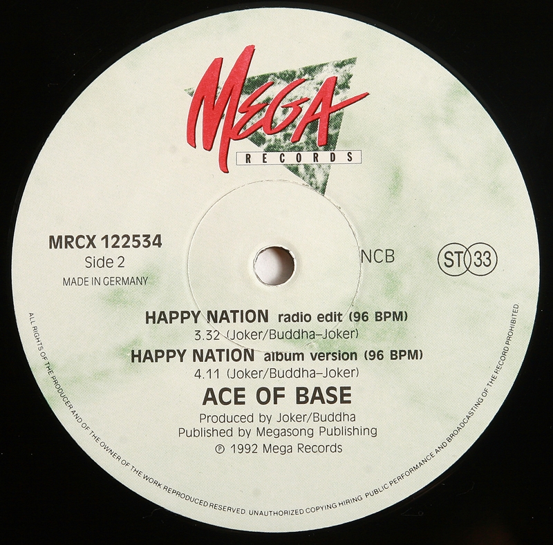 Слушать happy nation ace. Ace of Base 1992. Хэппи нейшен. Ace of Base 1993 Happy Nation. Happy Nation Ace of Base пластинка.